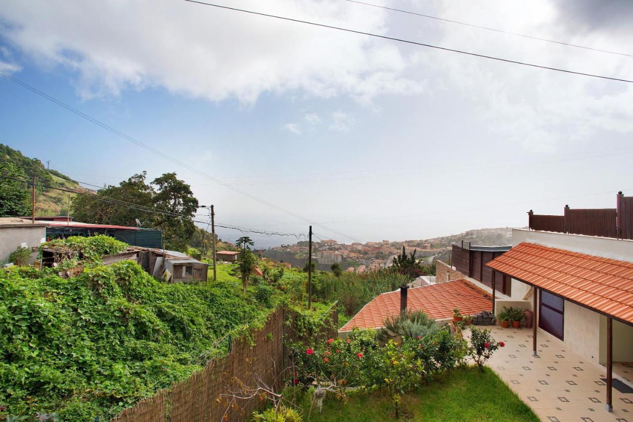 Casa Conny Daire Caniço Dış mekan fotoğraf